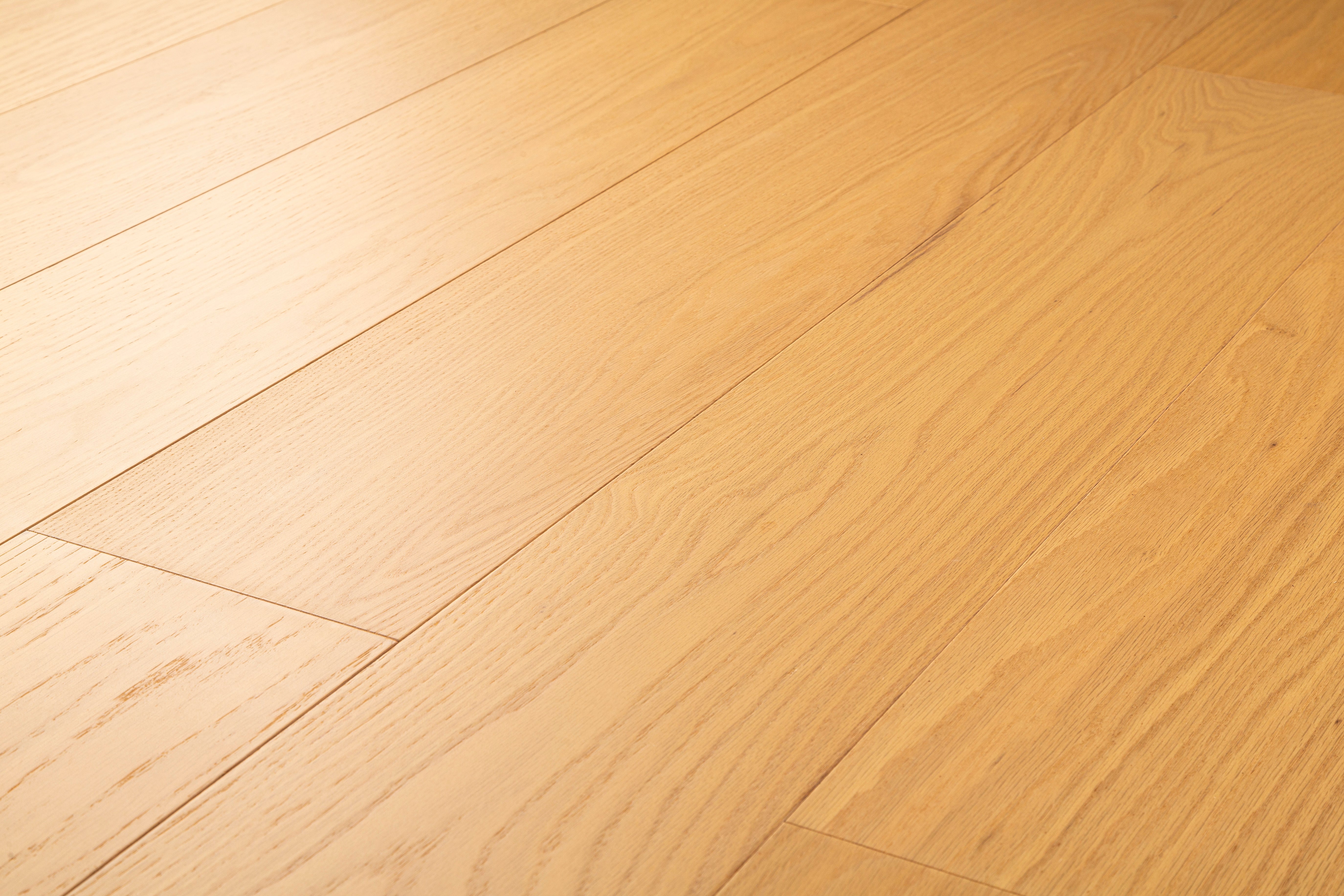 Grandeur Prestige Red Oak 3/4" (18mm) x 7 1/2" Bridle Path