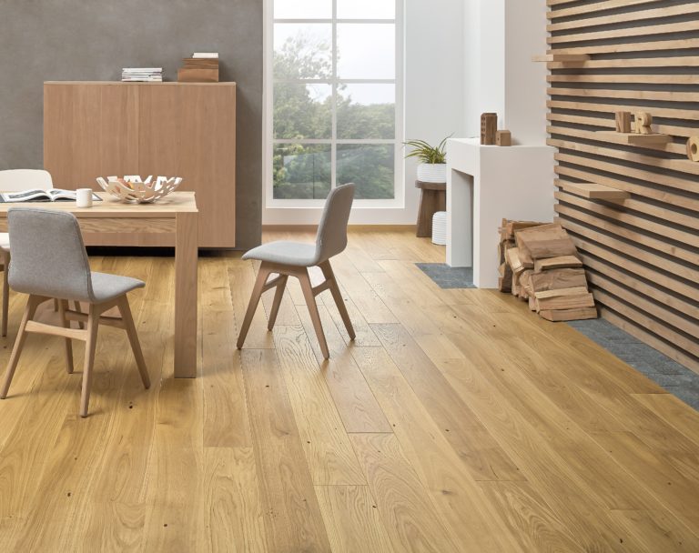 Savannah Memoirs European White Oak Brushed Shakespeare 7" x 9/16" x R/L up to 86"