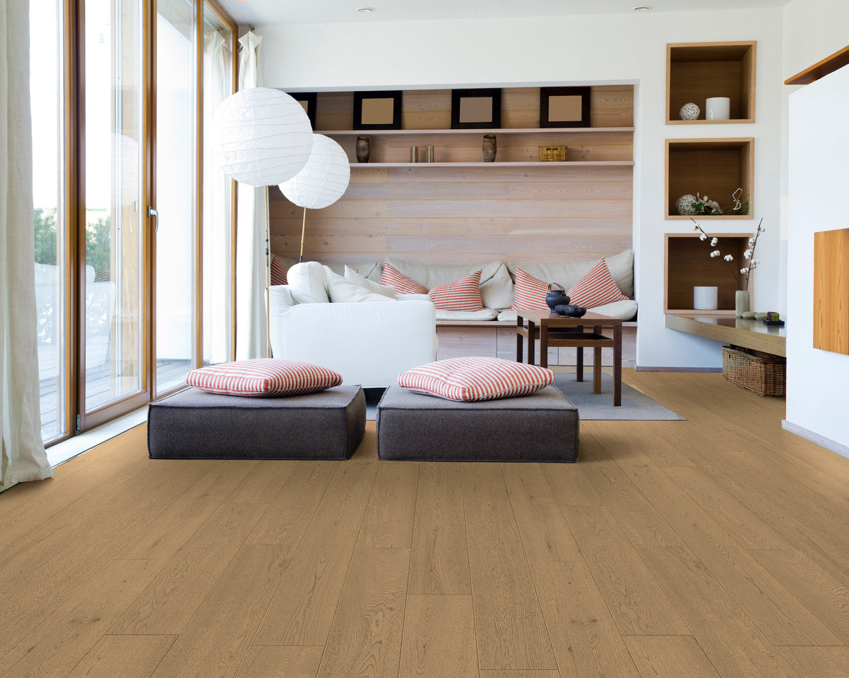 Fuzion Bistro Collection Oak Éclair 5" x 3/4"(18mm) x RL,Wirebrushed