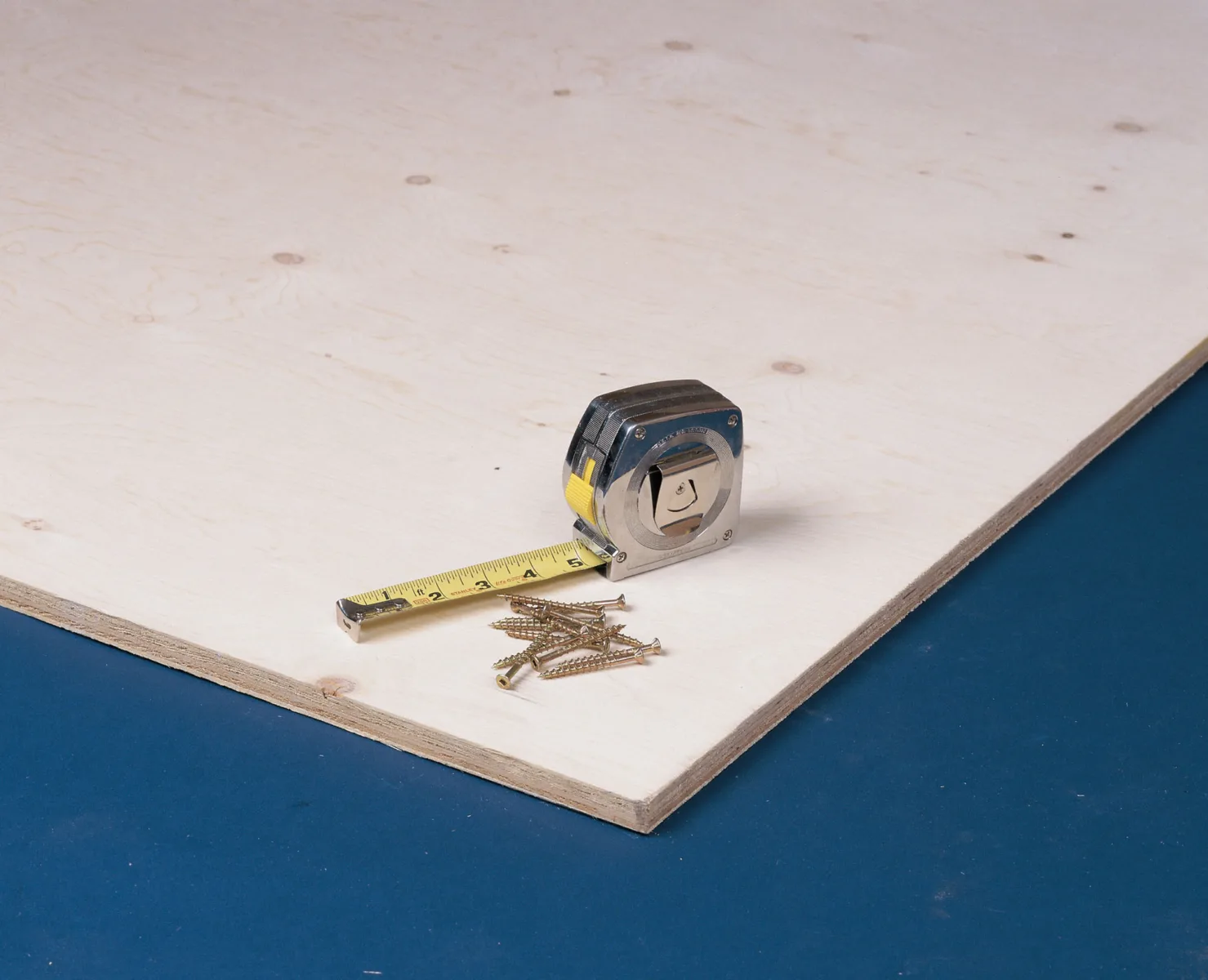 Plywood 4' x 8' 1/2" (standard spruce)